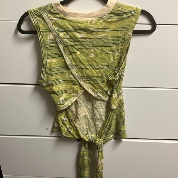 Pilcro Sustainable Tie-Back Tank - Picture 6 of 7